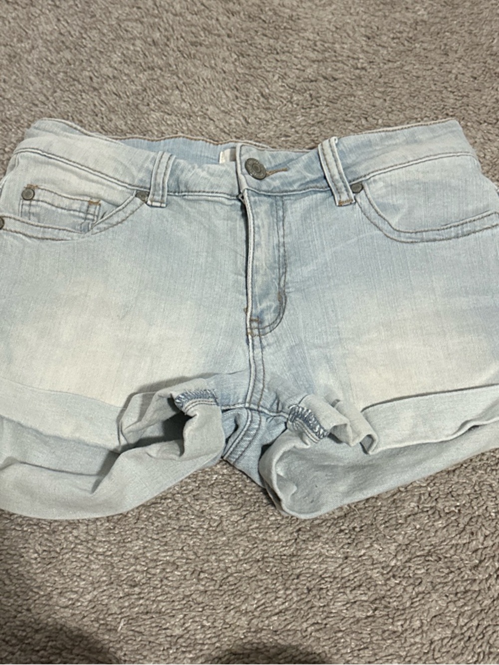 Women’s Light Wash Denim Shorts